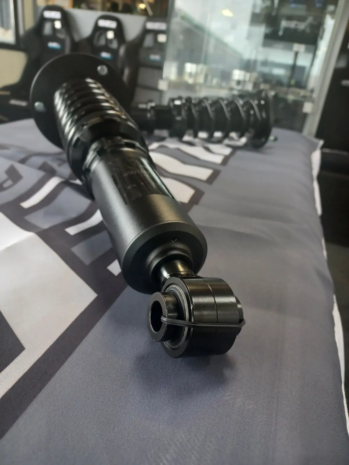 Silver's Neomax R Adjustable Suspension Chaser (Jzx100) - Super Low 1