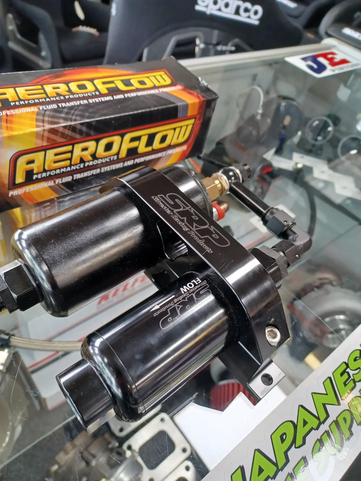 Aeroflow Fuel Pump With Filter And Bracket With Fittings 1