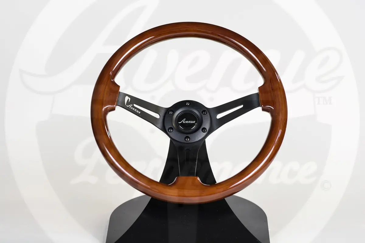 Avenue Woodgrain W/ Black Spoke Steering Wheel 1