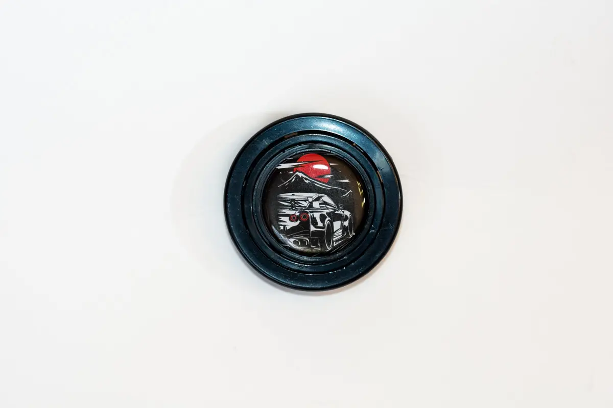 Avenue R35 Horn Button 1