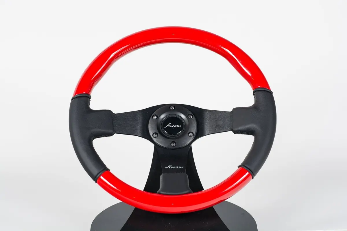 Avenue Black Leather/ Red/ Black Spokes Flat Line Steering Wheel 1